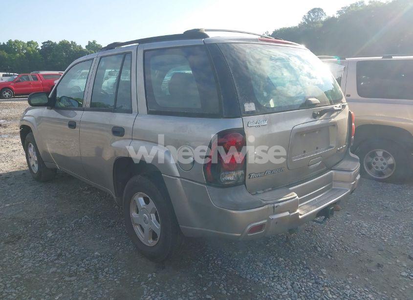 Photo 3 of 2002 Chevrolet Trailblazer LS (VIN 1GNDS13S722150586)