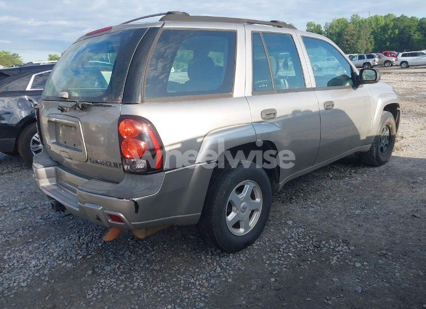 Photo 4 of 2002 Chevrolet Trailblazer LS (VIN 1GNDS13S722150586)
