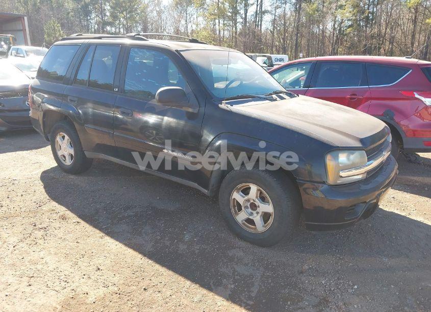 2002 Chevrolet Trailblazer LS (VIN 1GNDS13S722485458) main photo