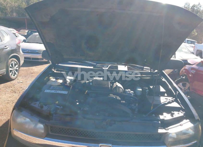 Photo 10 of 2002 Chevrolet Trailblazer LS (VIN 1GNDS13S722485458)