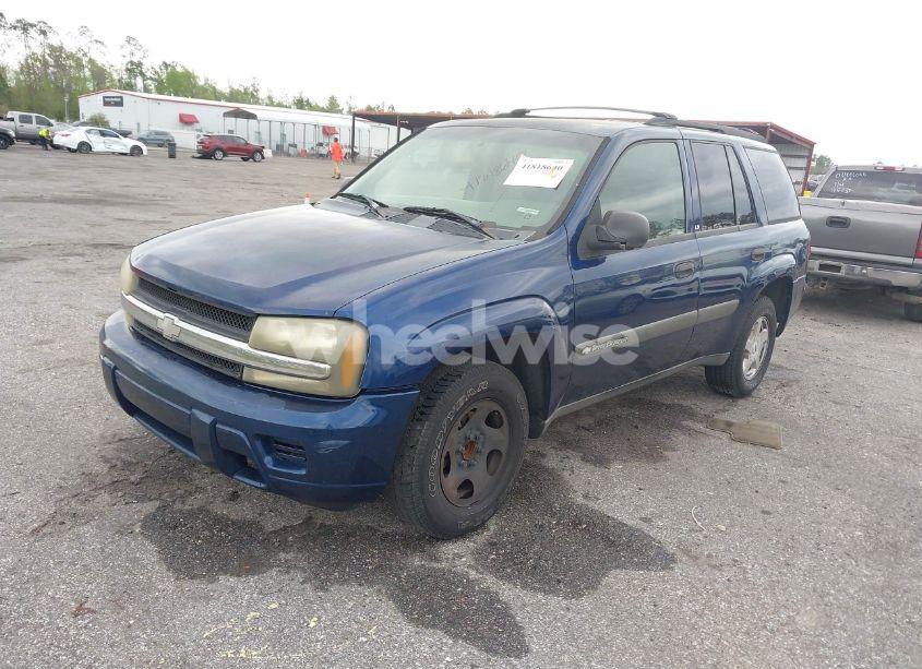 Photo 2 of 2003 Chevrolet Trailblazer LS (VIN 1GNDS13S732260569)