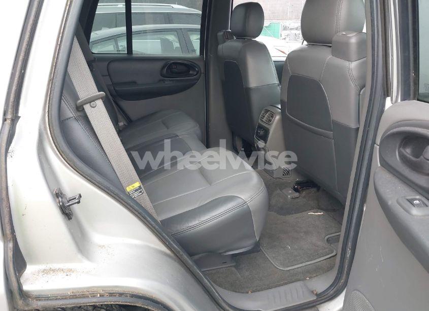 Photo 8 of 2004 Chevrolet Trailblazer LT (VIN 1GNDS13S742229047)