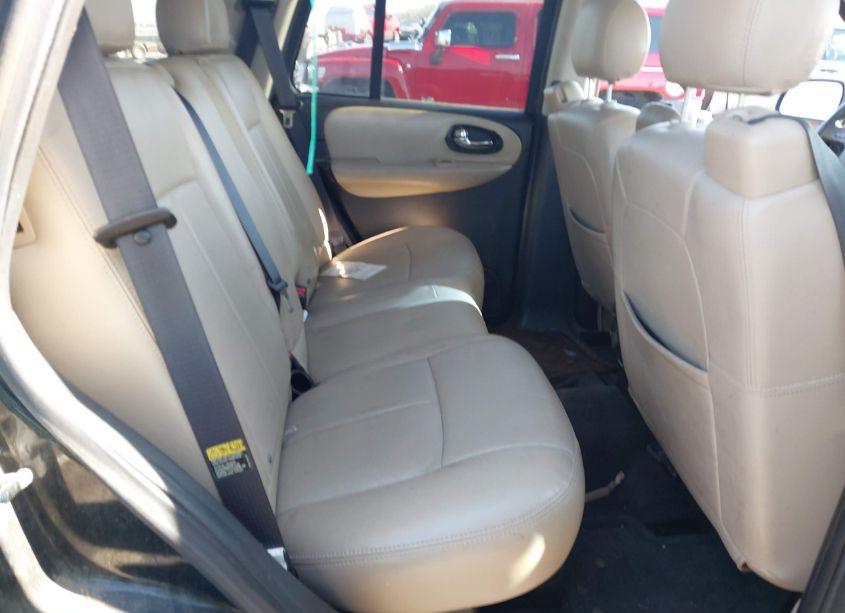 Photo 8 of 2005 Chevrolet Trailblazer LT (VIN 1GNDS13S752305772)