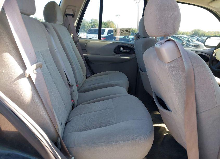 Photo 8 of 2005 Chevrolet Trailblazer LS (VIN 1GNDS13S752376180)