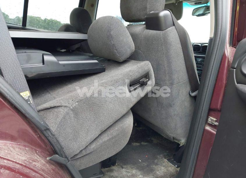 Photo 8 of 2006 Chevrolet Trailblazer LT (VIN 1GNDS13S762232145)