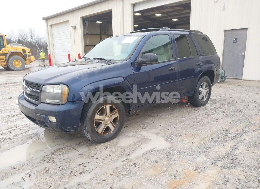 Photo 2 of 2007 Chevrolet Trailblazer LT (VIN 1GNDS13S772121516)
