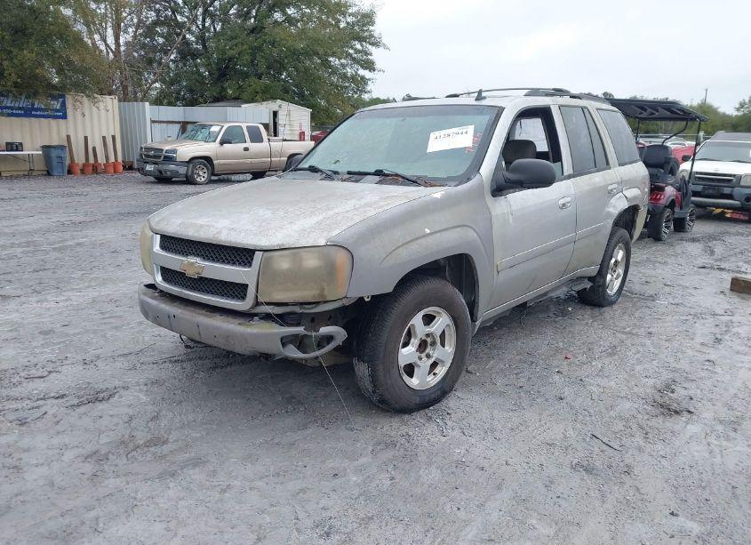 Photo 2 of 2007 Chevrolet Trailblazer LT (VIN 1GNDS13S772299958)