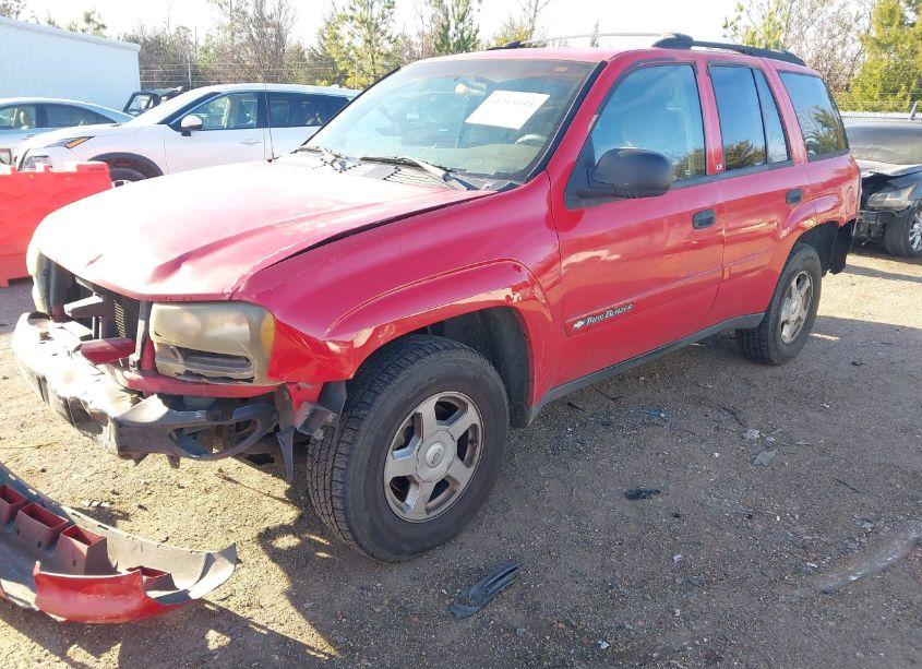 Photo 2 of 2002 Chevrolet Trailblazer (VIN 1GNDS13S822482987)