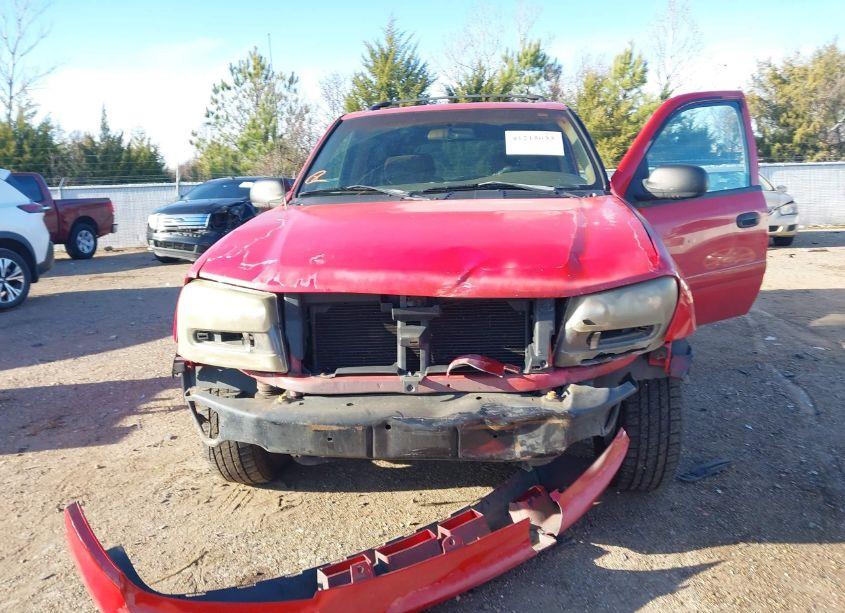 Photo 6 of 2002 Chevrolet Trailblazer (VIN 1GNDS13S822482987)