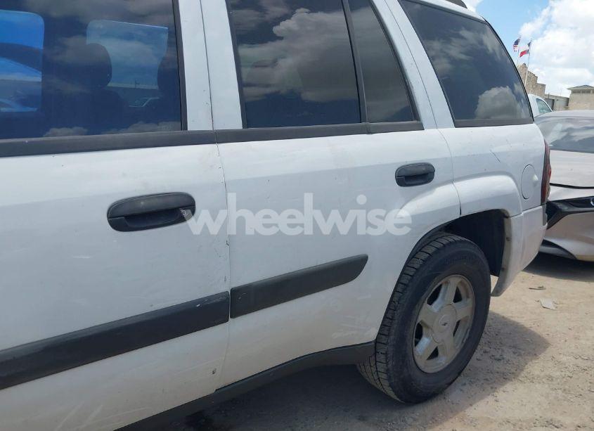 Photo 6 of 2003 Chevrolet Trailblazer LS (VIN 1GNDS13S832349180)
