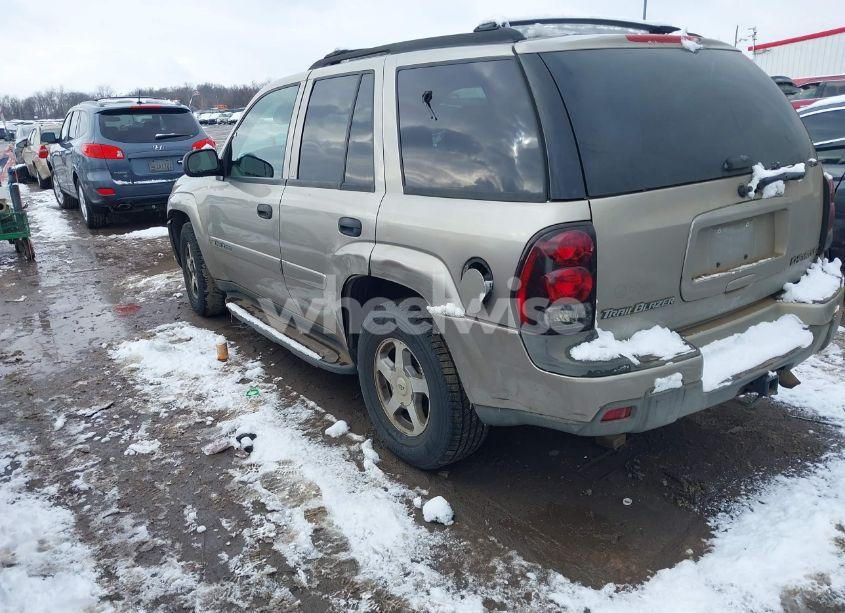 Photo 3 of 2003 Chevrolet Trailblazer (VIN 1GNDS13S832352614)