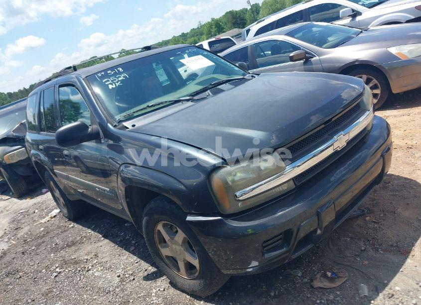 2004 Chevrolet Trailblazer LS (VIN 1GNDS13S842212600) main photo