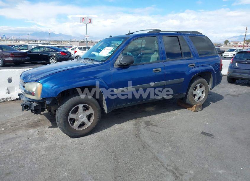 Photo 2 of 2005 Chevrolet Trailblazer LS (VIN 1GNDS13S852164047)