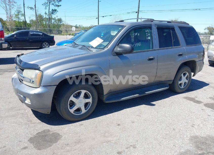 Photo 2 of 2006 Chevrolet Trailblazer LS (VIN 1GNDS13S862117862)