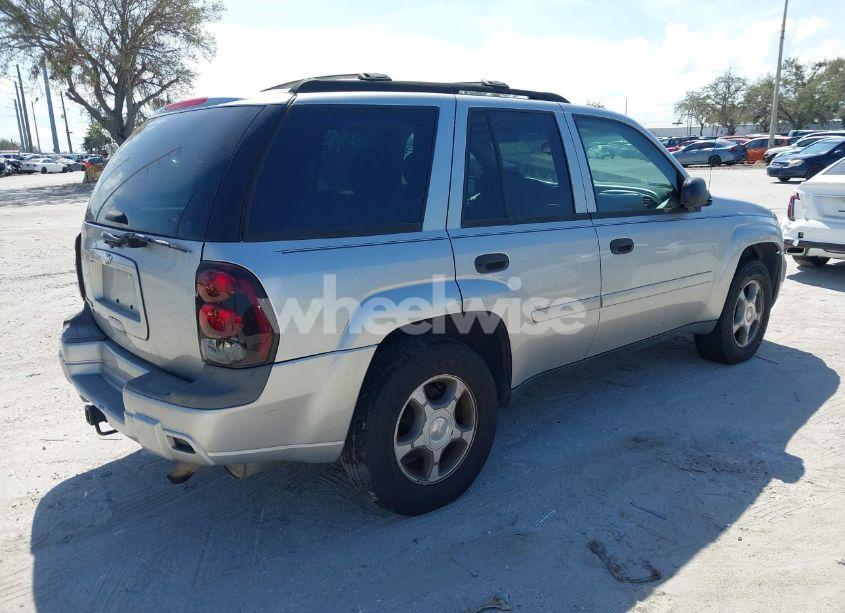 Photo 4 of 2006 Chevrolet Trailblazer LS (VIN 1GNDS13S862330391)