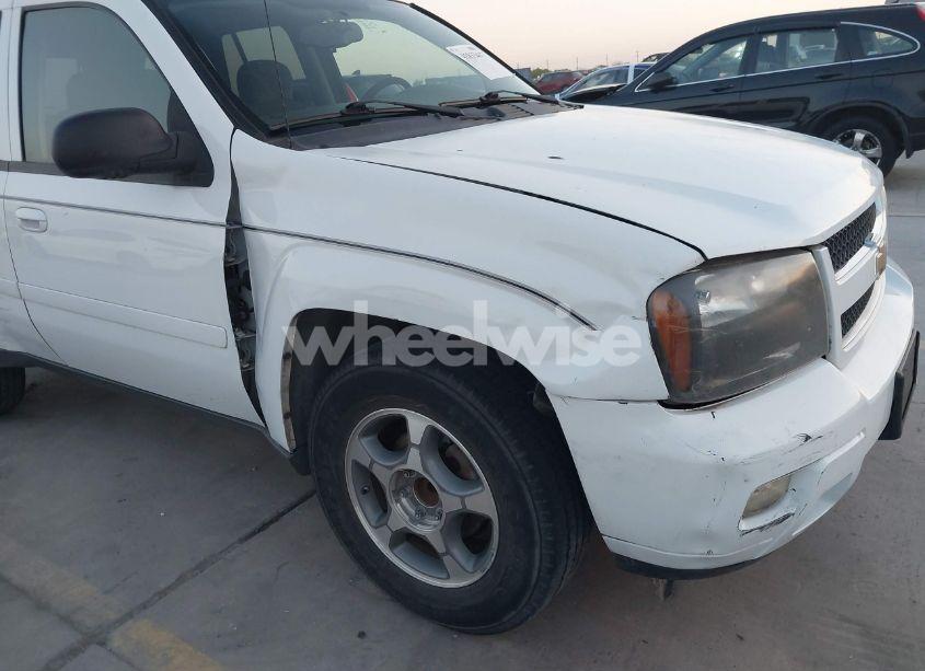 Photo 6 of 2008 Chevrolet Trailblazer LT (VIN 1GNDS13S882156793)