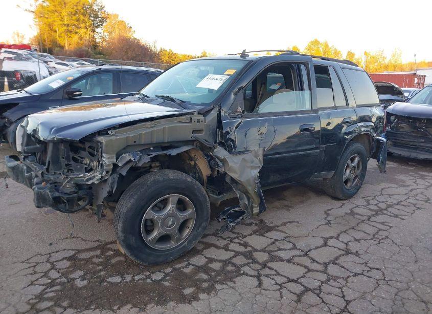 Photo 2 of 2008 Chevrolet Trailblazer LT (VIN 1GNDS13S882214305)