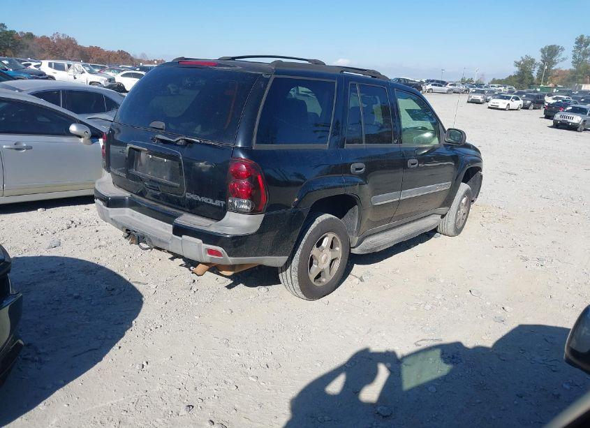 Photo 4 of 2002 Chevrolet Trailblazer LT (VIN 1GNDS13S922510215)