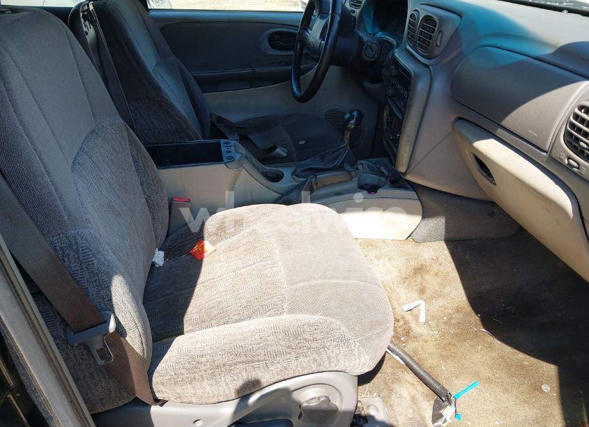 Photo 5 of 2003 Chevrolet Trailblazer LS (VIN 1GNDS13S932301963)