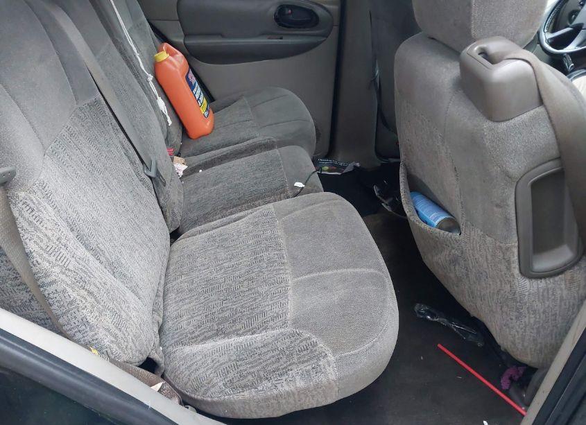 Photo 8 of 2003 Chevrolet Trailblazer LS (VIN 1GNDS13S932334980)