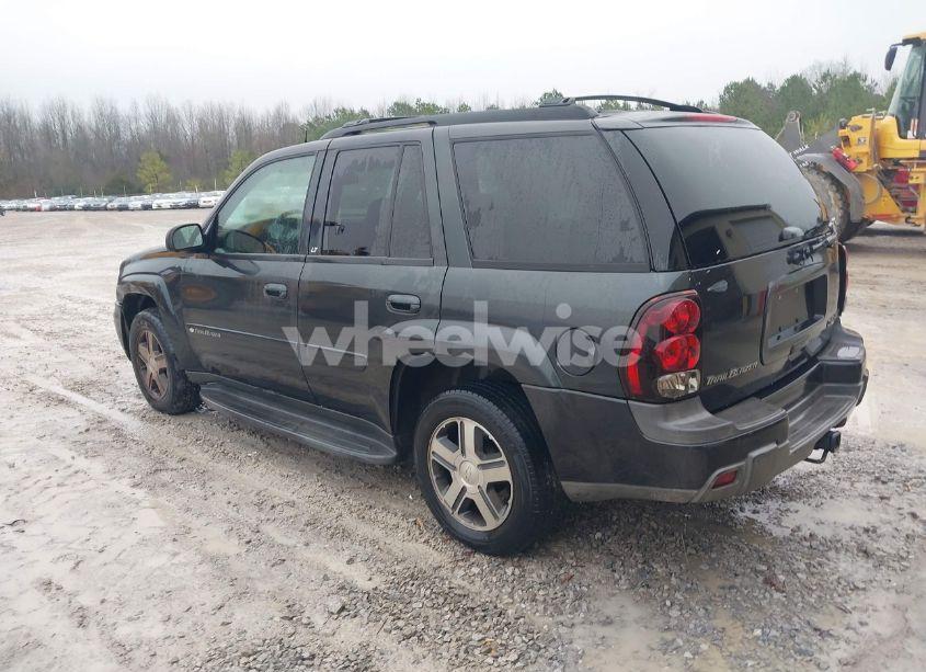 Photo 3 of 2004 Chevrolet Trailblazer LT (VIN 1GNDS13S942196875)