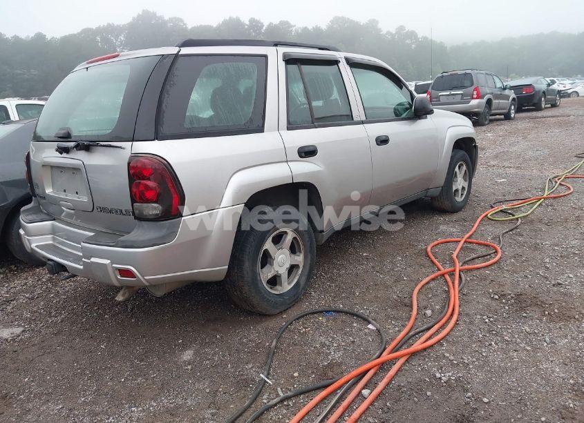 Photo 4 of 2004 Chevrolet Trailblazer LS (VIN 1GNDS13S942425412)