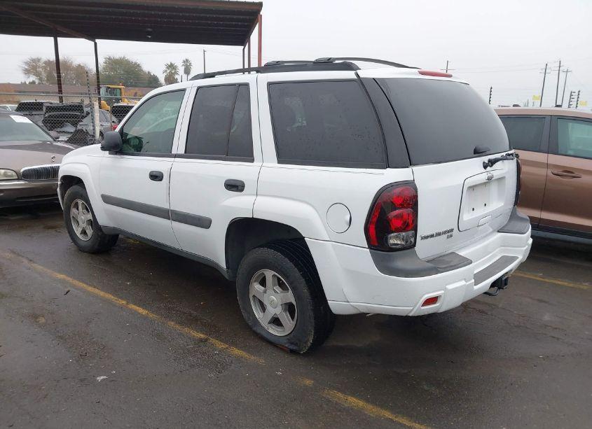 Photo 3 of 2005 Chevrolet Trailblazer LS (VIN 1GNDS13S952240908)