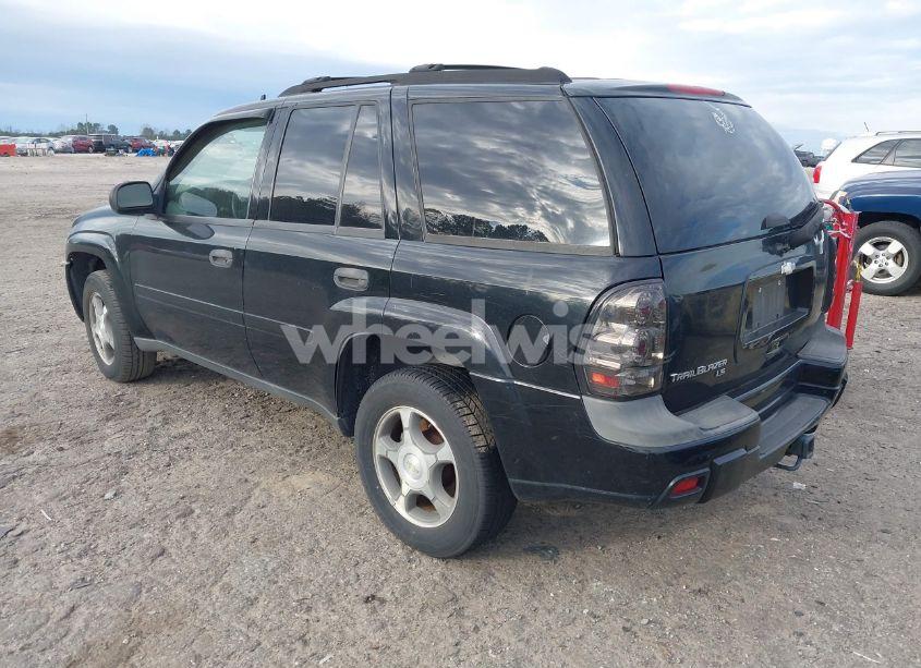Photo 3 of 2007 Chevrolet Trailblazer LS (VIN 1GNDS13S972144876)