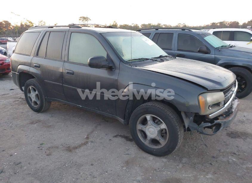 2007 Chevrolet Trailblazer LS (VIN 1GNDS13S972210293) main photo