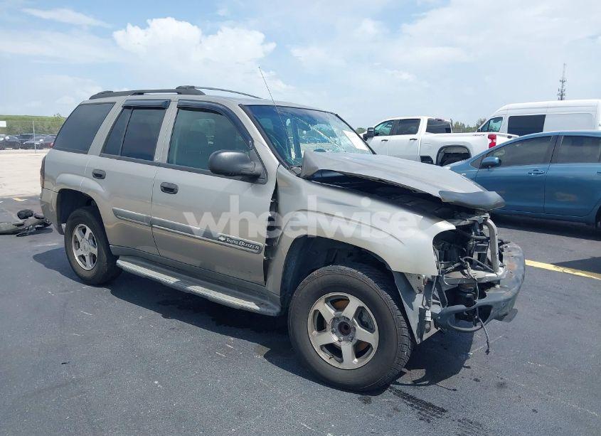 2002 Chevrolet Trailblazer LT (VIN 1GNDS13SX22471800) main photo