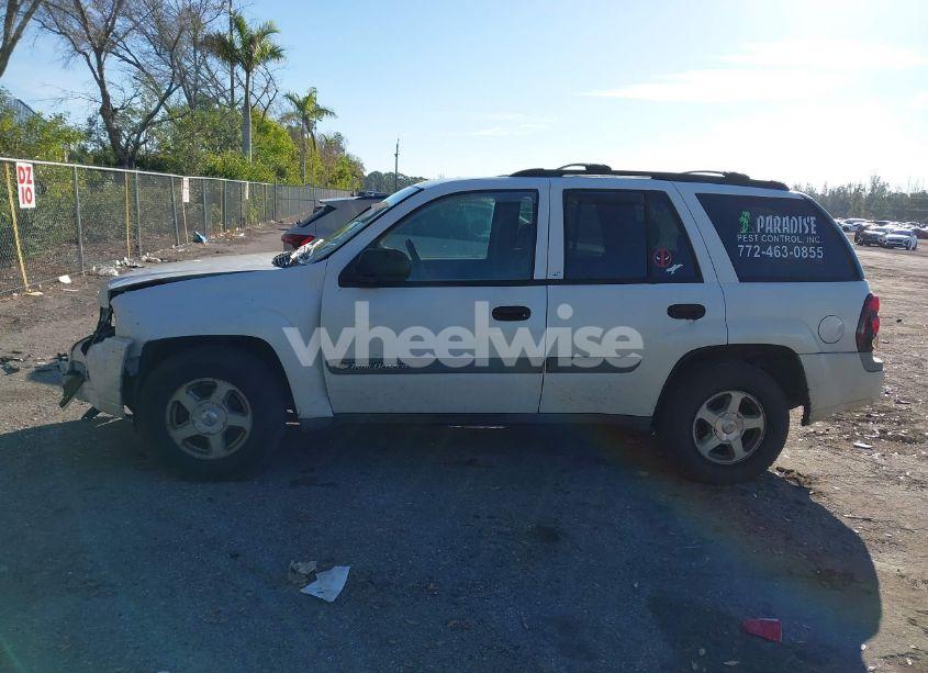 Photo 14 of 2003 Chevrolet Trailblazer LS (VIN 1GNDS13SX32166203)