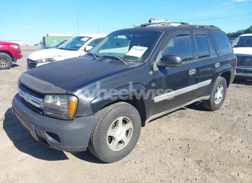 Photo 2 of 2003 Chevrolet Trailblazer LS (VIN 1GNDS13SX32307898)