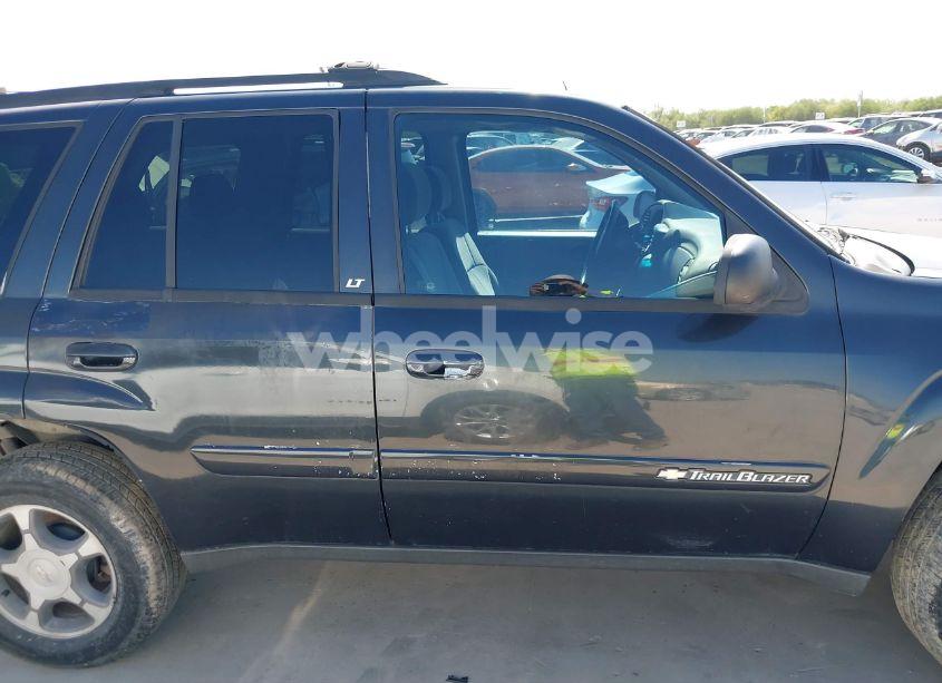 Photo 14 of 2004 Chevrolet Trailblazer LT (VIN 1GNDS13SX42194522)
