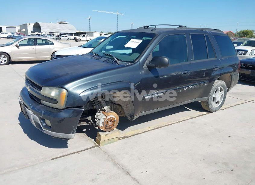 Photo 2 of 2004 Chevrolet Trailblazer LT (VIN 1GNDS13SX42194522)