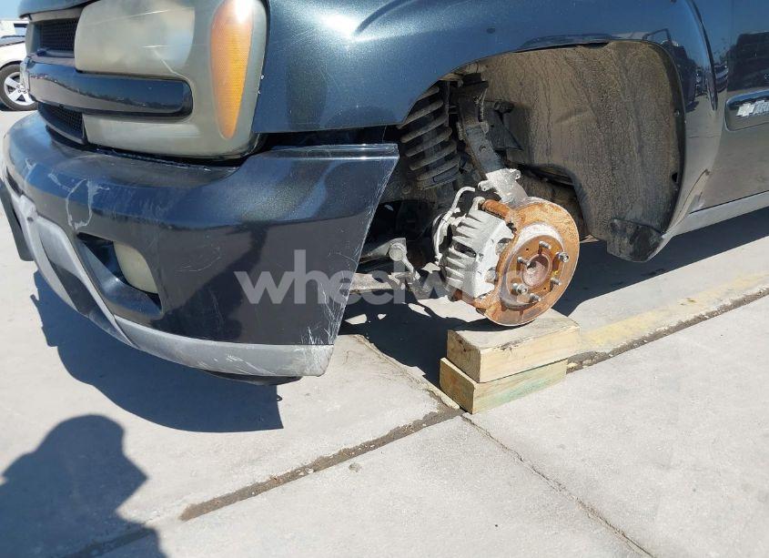 Photo 6 of 2004 Chevrolet Trailblazer LT (VIN 1GNDS13SX42194522)