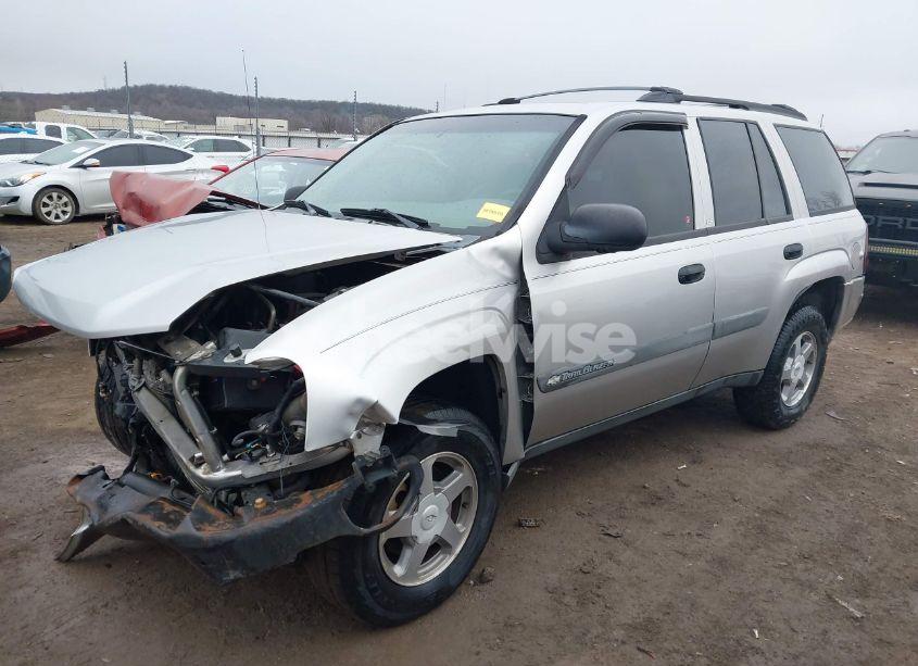 Photo 2 of 2004 Chevrolet Trailblazer LS (VIN 1GNDS13SX42246635)