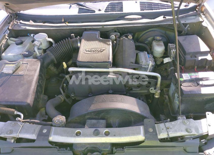 Photo 10 of 2005 Chevrolet Trailblazer LT (VIN 1GNDS13SX52239203)