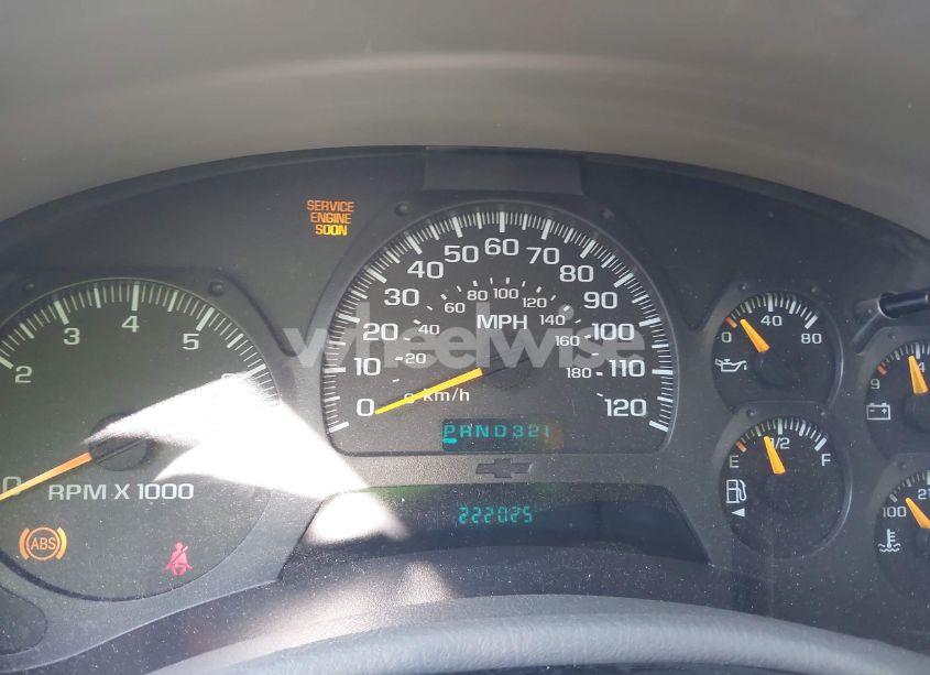 Photo 7 of 2005 Chevrolet Trailblazer LT (VIN 1GNDS13SX52239203)