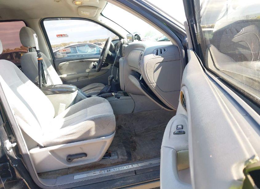 Photo 5 of 2005 Chevrolet Trailblazer LS (VIN 1GNDS13SX52367246)