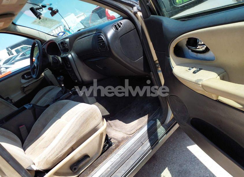 Photo 5 of 2006 Chevrolet Trailblazer LS (VIN 1GNDS13SX62350822)