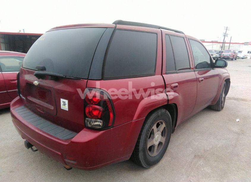 Photo 4 of 2007 Chevrolet Trailblazer LT (VIN 1GNDS13SX72175084)