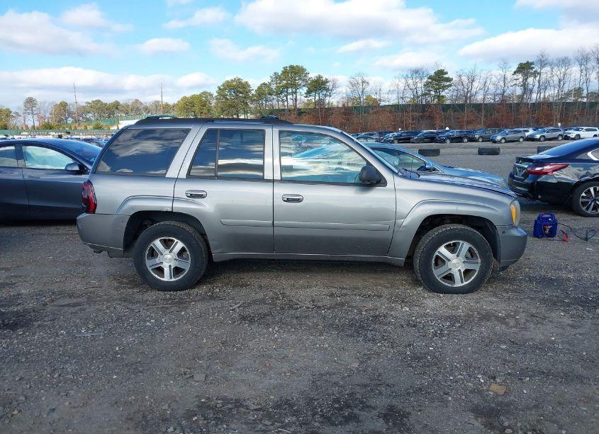 Photo 13 of 2007 Chevrolet Trailblazer LT (VIN 1GNDS13SX72253203)