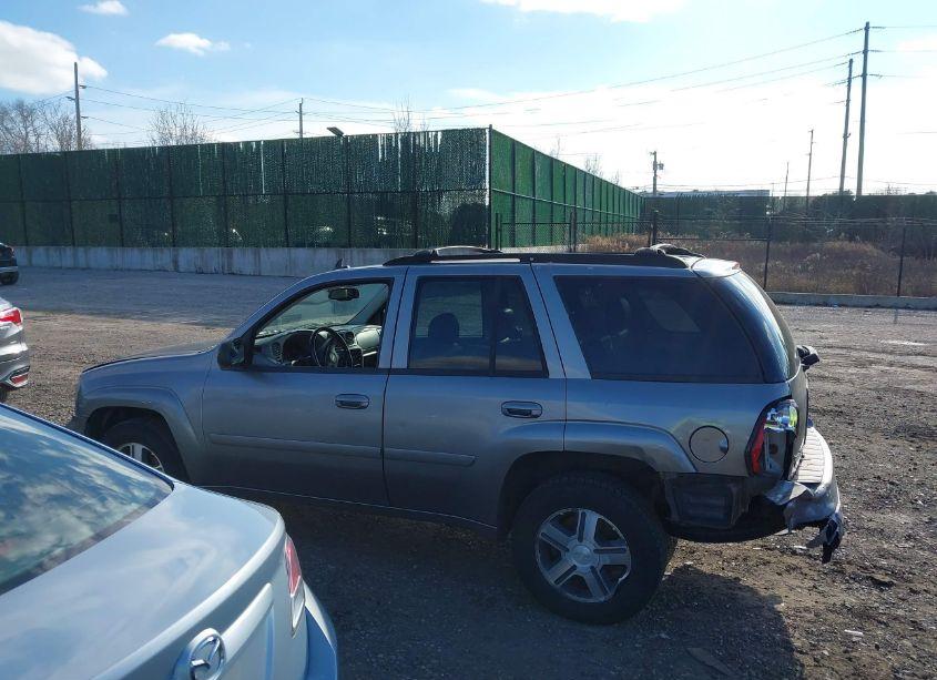 Photo 14 of 2007 Chevrolet Trailblazer LT (VIN 1GNDS13SX72253203)