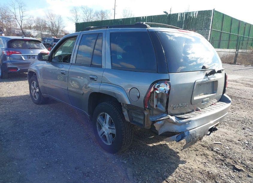 Photo 3 of 2007 Chevrolet Trailblazer LT (VIN 1GNDS13SX72253203)