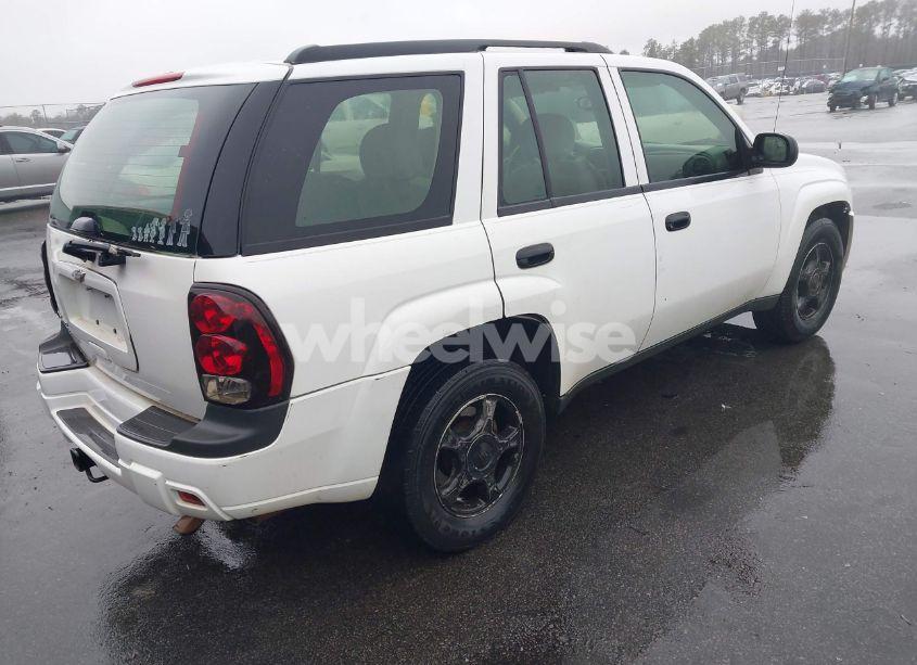 Photo 4 of 2007 Chevrolet Trailblazer LS (VIN 1GNDS13SX72301640)