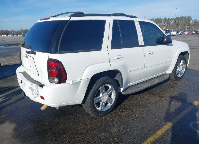 Photo 4 of 2008 Chevrolet Trailblazer LT (VIN 1GNDS13SX82127408)