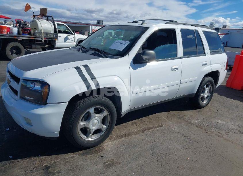 Photo 2 of 2008 Chevrolet Trailblazer LT (VIN 1GNDS13SX82208991)