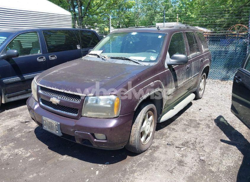 Photo 2 of 2008 Chevrolet Trailblazer LT (VIN 1GNDS13SX82220770)