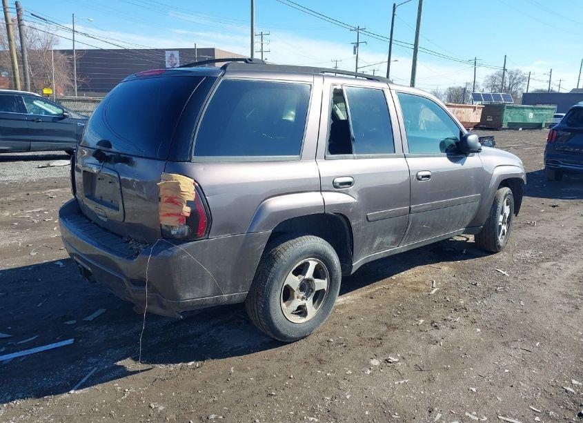 Photo 4 of 2008 Chevrolet Trailblazer LT (VIN 1GNDS13SX82239612)
