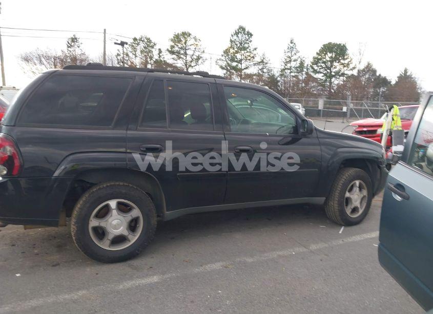 Photo 13 of 2009 Chevrolet Trailblazer LT (VIN 1GNDS33S192100546)